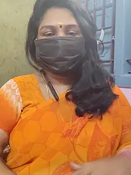 Snapshot of Tamil_Azhaghi25 chatting on 11.21.25 Tamil Azhaghi25 online show from 11.21.25