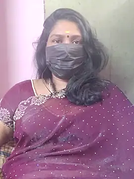 Snapshot of Tamil_Azhaghi25 chatting on 12.04.25 Tamil Azhaghi25 online show from 12.04.25