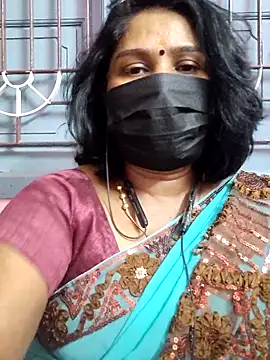 Snapshot of Tamil_Azhaghi25 chatting on 06.19.26 Tamil Azhaghi25 online show from 06.19.26