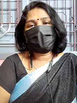 Snapshot of Tamil_Azhaghi25 chatting on 06.22.26 Tamil Azhaghi25 online show from 06.22.26