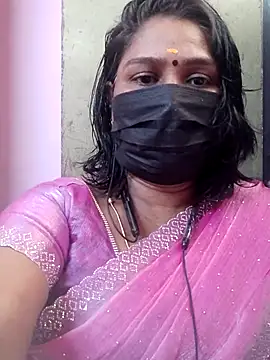 Snapshot of Tamil_Azhaghi25 chatting on 06.23.26 Tamil Azhaghi25 online show from 06.23.26