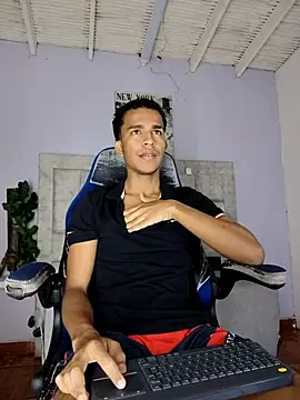 aston xvera online show from 09.20.25