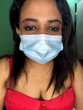 Snapshot of tamil_Nila_ chatting on 10.11.25 tamil Nila  online show from 10.11.25