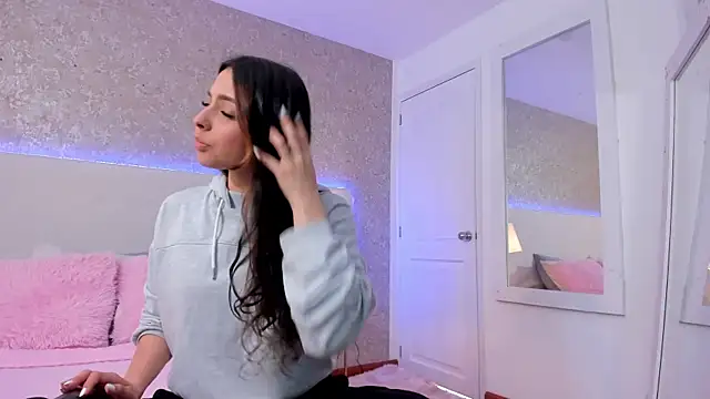 AnniieCooper online show from 03.24.26