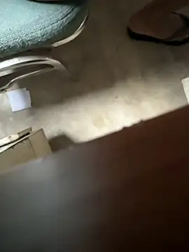 Snapshot of ApexO45 chatting on 10.26.25 ApexO45 online show from 10.26.25