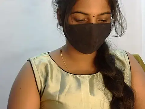 Hott Noor online show from 10.26.25