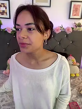 Snapshot of Im_Lyan chatting on 11.29.25 Im Lyan online show from 11.29.25