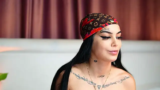 Snapshot of KarsynJaydde chatting on 11.17.25 KarsynJaydde online show from 11.17.25