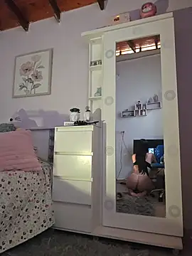 Alicia vellami online show from 12.02.25