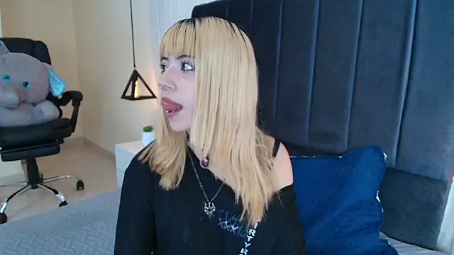 IvyBelle  online show from 01.14.26