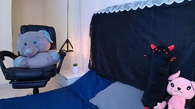 IvyBelle  online show from 02.24.26