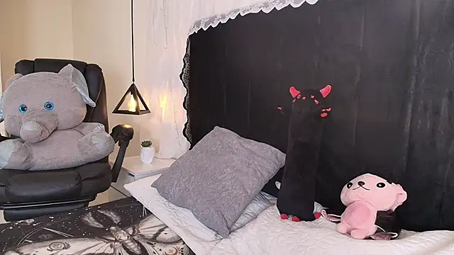 IvyBelle  online show from 04.09.26