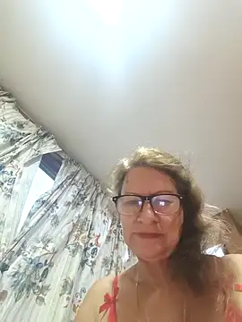 Snapshot of MaryLunne chatting on 02.21.26 MaryLunne online show from 02.21.26