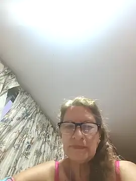 Snapshot of MaryLunne chatting on 03.12.26 MaryLunne online show from 03.12.26