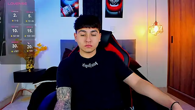 Nicolas James Sc online show from 11.11.25