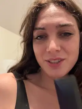 Petitbiscuit2B0 online show from 10.25.25