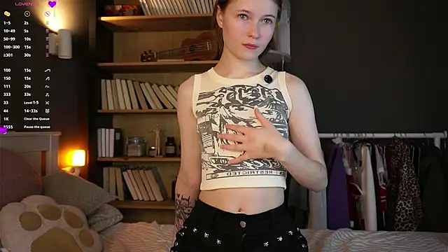 LynHillaire online show from 01.19.26