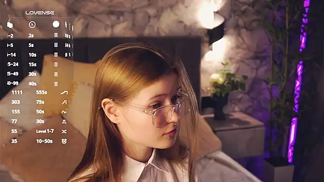 LynHillaire online show from 04.15.26