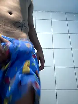 Snapshot of condenovin chatting on 09.22.25 condenovin online show from 09.22.25