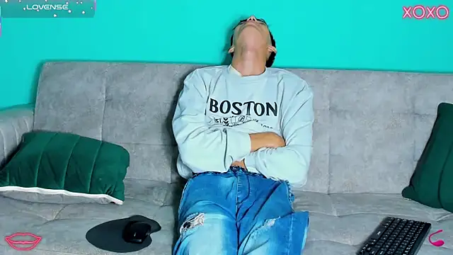 Snapshot of Maikol_Ortiz chatting on 10.08.25 Maikol Ortiz online show from 10.08.25