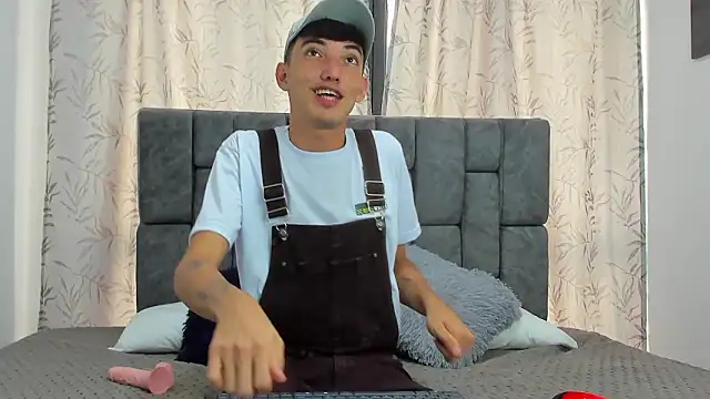 Maikol Ortiz online show from 01.13.26