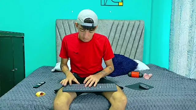 Maikol Ortiz online show from 01.19.26