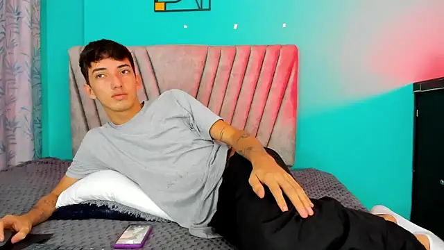 Maikol Ortiz online show from 03.15.26