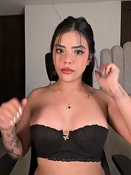 Sara-Evans online show from 03.20.26