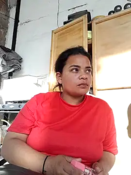 Zaphyra18 online show from 10.19.25