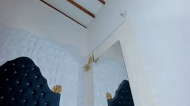  mia milf  online show from 04.19.26