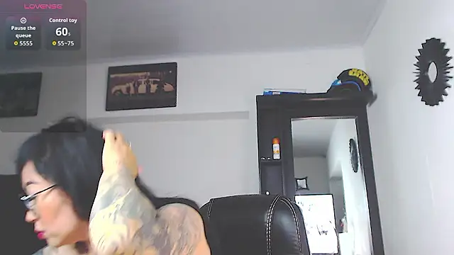 Vicky hotmilf online show from 03.05.26