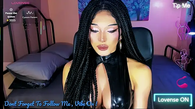 xUrGoddess Bellax online show from 12.23.25