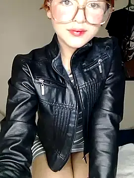 elizabeth05 online show from 10.05.25