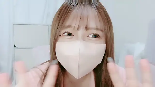 Snapshot of Hanachan_Gcup_ chatting on 10.16.25 Hanachan Gcup  online show from 10.16.25