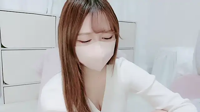 Snapshot of Hanachan_Gcup_ chatting on 11.01.25 Hanachan Gcup online show from 11.01.25