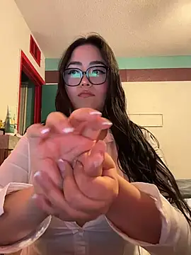 MyHoneyFrida online show from 06.03.26