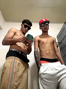 Snapshot of spicyboysvenezuelan chatting on 09.13.25 spicyboysvenezuelan online show from 09.13.25