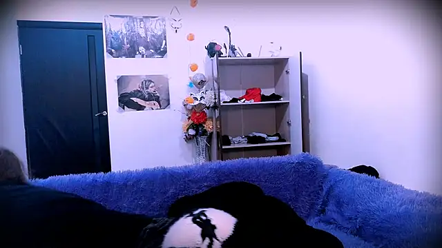 Snapshot of SparkyFerret chatting on 10.02.25 SparkyFerret online show from 10.02.25