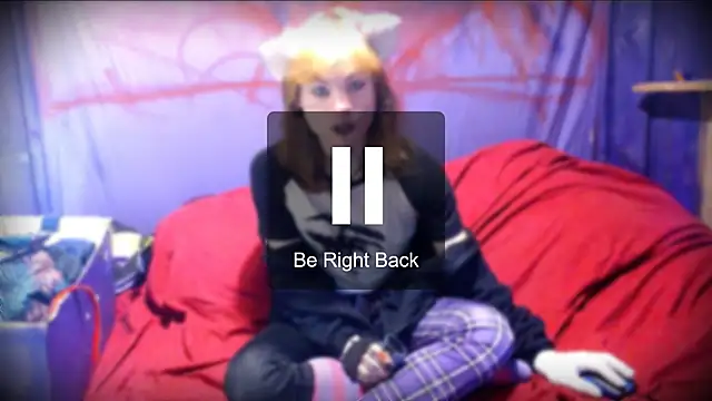 Snapshot of SparkyFerret chatting on 10.16.25 SparkyFerret online show from 10.16.25