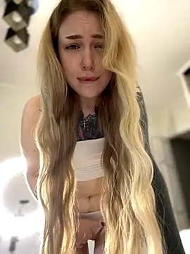 elliss  online show from 09.11.25