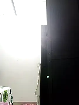 Snapshot of chloe_90 chatting on 10.29.25 chloe 90 online show from 10.29.25