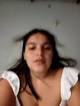 Snapshot of chloe_90 chatting on 12.14.25 chloe 90 online show from 12.14.25