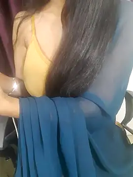 Snapshot of Sexy_Mal89 chatting on 11.24.25 Sexy Mal89 online show from 11.24.25