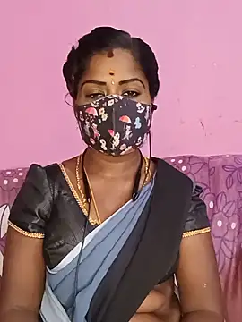 Snapshot of tamilammukuttyy chatting on 05.17.26 tamilammukuttyy online show from 05.17.26