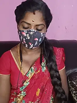 Snapshot of tamilammukuttyy chatting on 05.29.26 tamilammukuttyy online show from 05.29.26