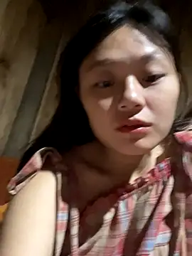 mai-xinh online show from 11.15.25