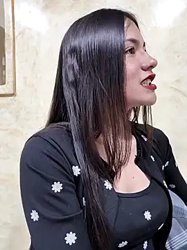 CHARLOTTE  05 online show from 10.25.25