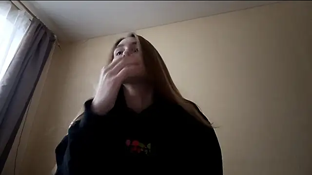 Nymera flare online show from 11.21.25