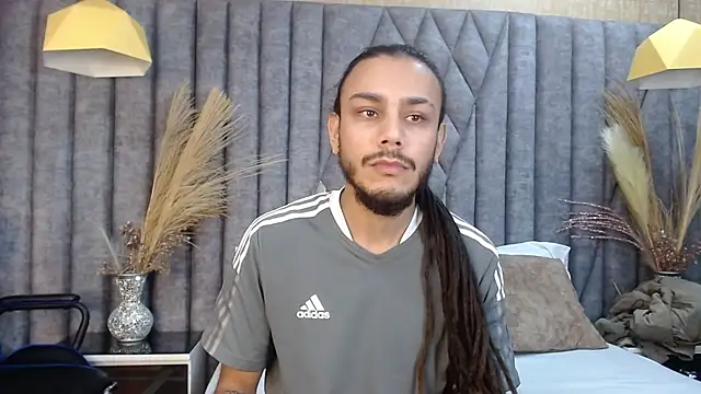 Boss Domiinator online show from 10.04.25