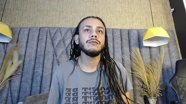 Boss Domiinator online show from 10.05.25